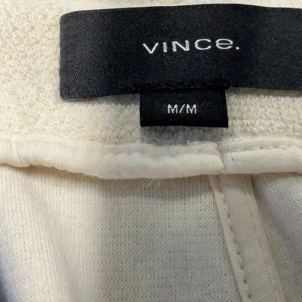 Vince Men’s Ivory Pull-On Shorts Size M NWT Cotton Blend Casual Lounge